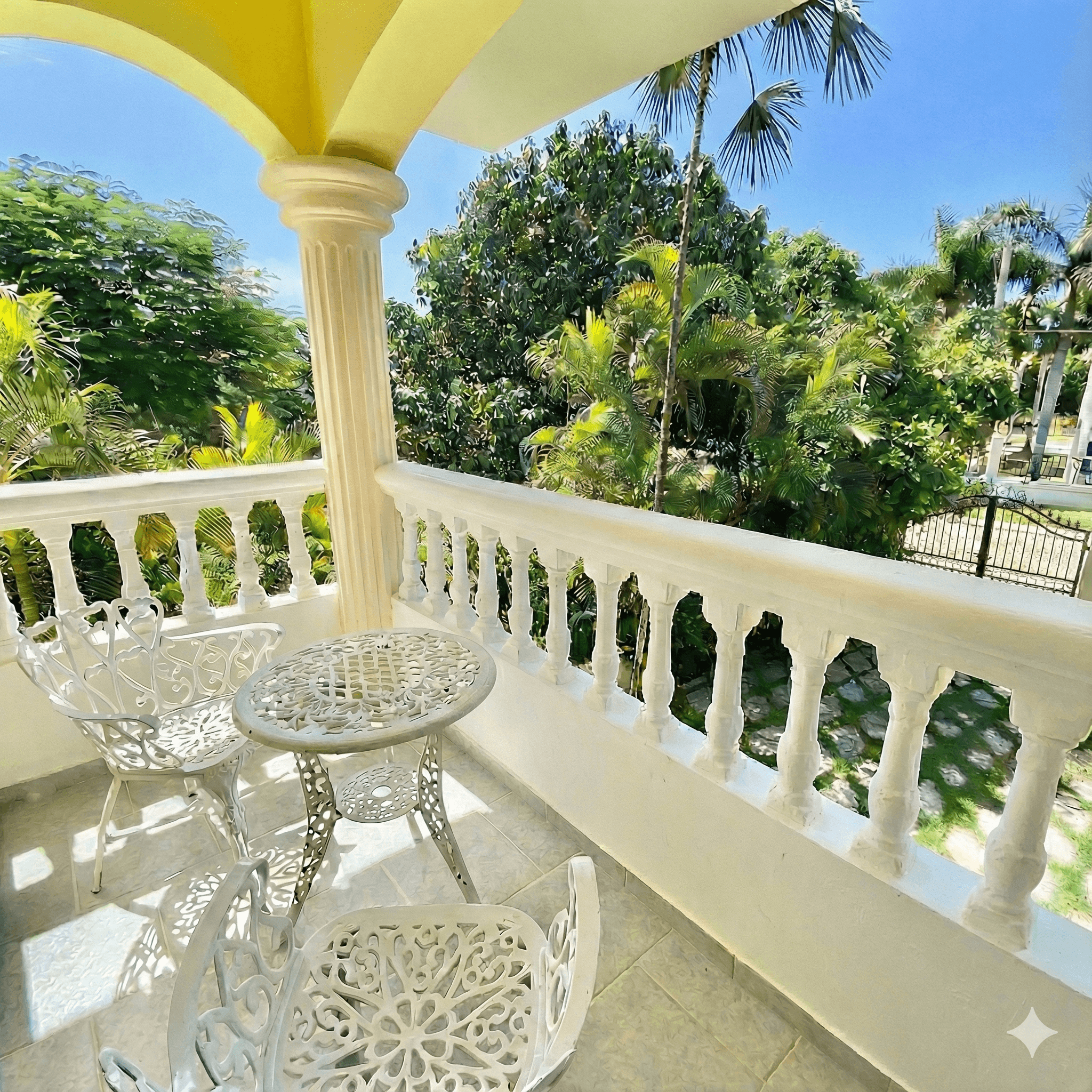 California King Room gallery image 3